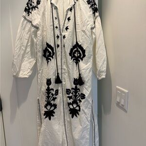 Zara White Top with Black Embroidered Detail